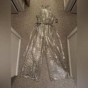 NWT Vince Camuto Dressy Gold No Sleeve Pants Jumpsuit